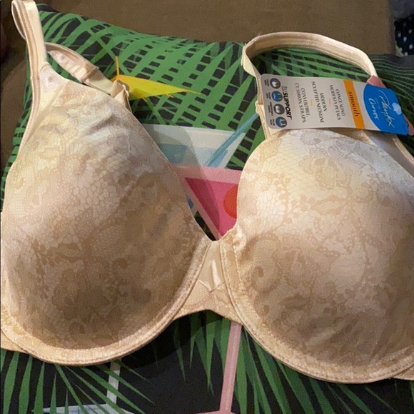 Playtex Love My Curves Incredibly Smooth Underwire‎ - Picture 3 of 3
